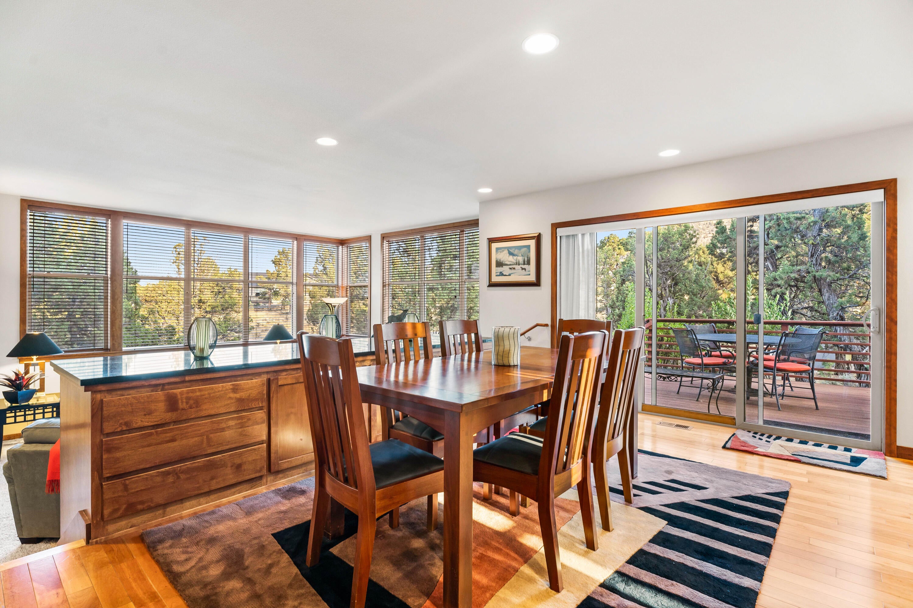 625 Parks Loop Redmond, OR 97756 - Photo 10 of 56 15-Dining Area