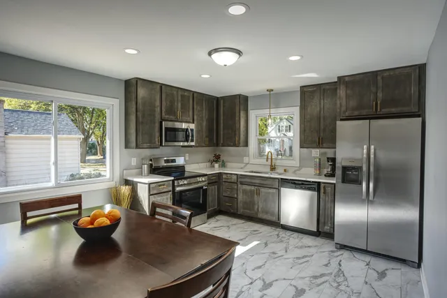 $239,500 | 6486 North 42nd Street, Milwaukee, WI 53209