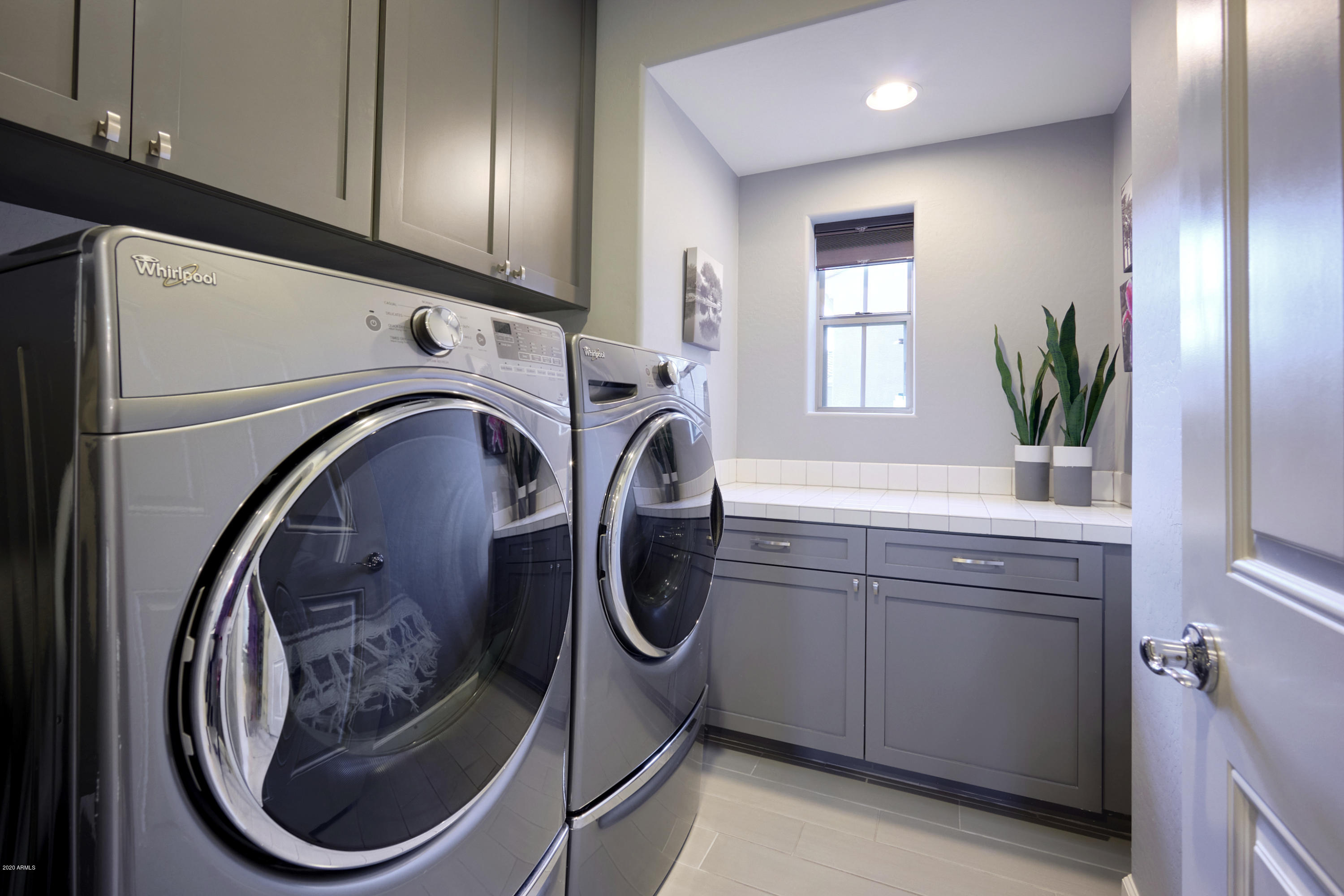 3935 East Rough Rider Road, Unit 1315 Phoenix, AZ 85050 - Photo 32 of 53 Laundry room