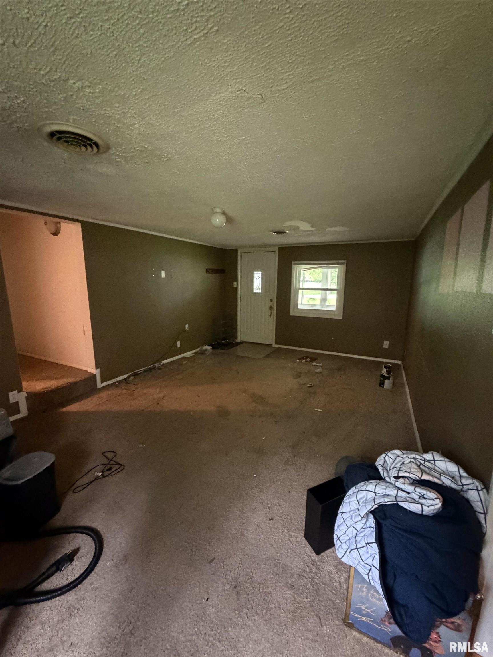 616 East Hays Avenue Decatur, IL 62526 - Photo 8 of 15