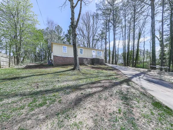 $2,250 | 2406 Pine Drive Northwest, Kennesaw, GA 30152