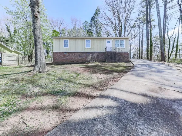 $2,250 | 2406 Pine Drive Northwest, Kennesaw, GA 30152