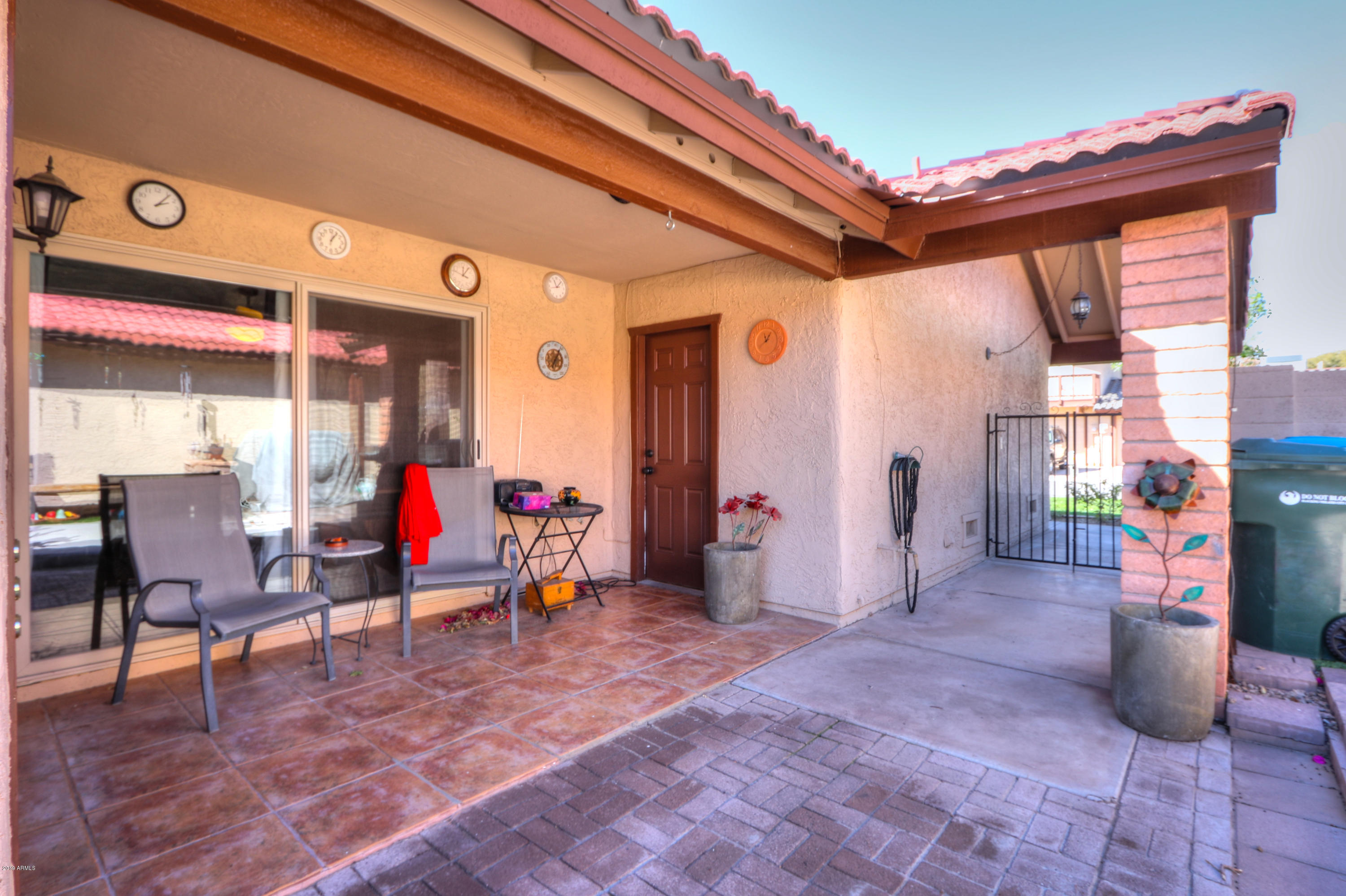 11609 South Ki Road Phoenix, AZ 85044 - Photo 3 of 32 07