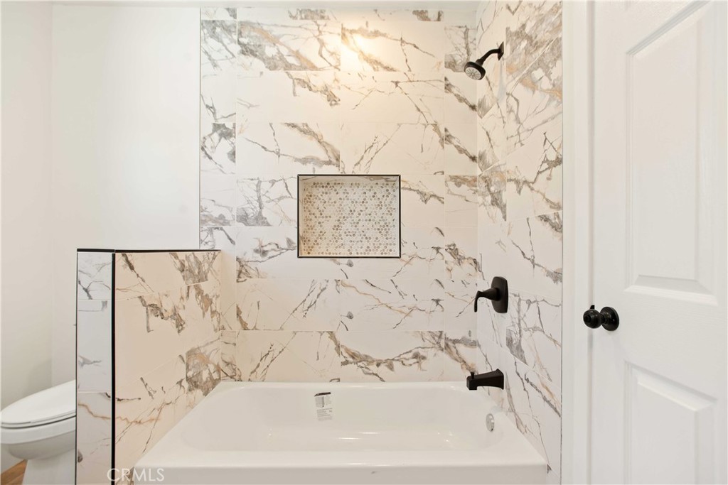 5201 Anahurst Road South Gate, CA 90280 - Photo 15 of 27