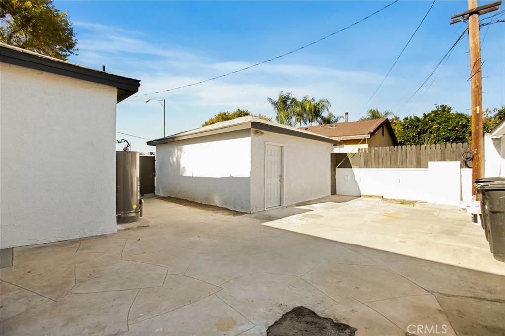 5201 Anahurst Road South Gate, CA 90280 - Photo 24 of 27