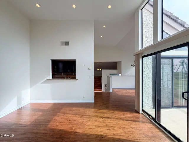 $3,000 | 407 Shoreview Drive, Port Hueneme, CA 93041