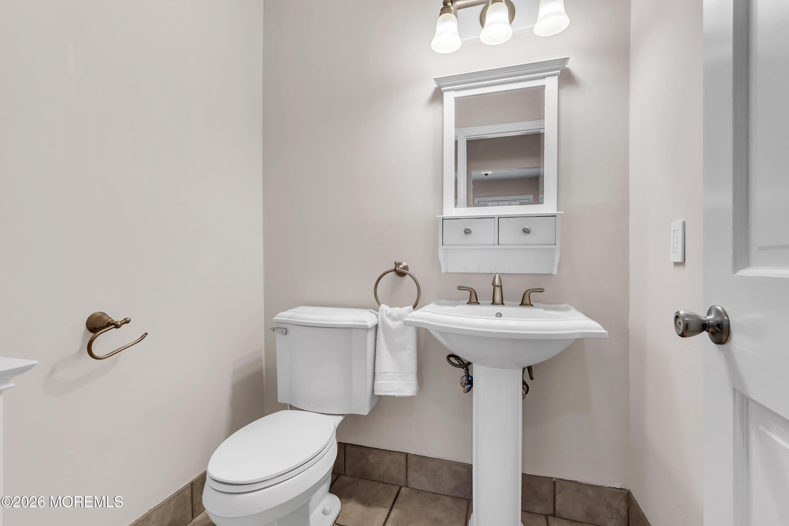 211 Yale Drive Lincroft, NJ 07738 - Photo 35 of 65 DSC04385