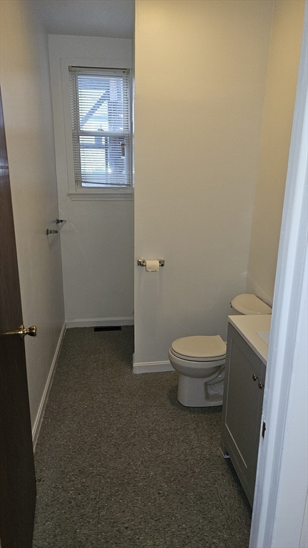 47 Lansing Place Springfield, MA 01108 - Photo 13 of 17 Gallery Image 13
