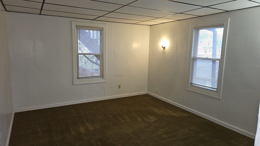 47 Lansing Place Springfield, MA 01108 - Photo 8 of 17 Gallery Image 8