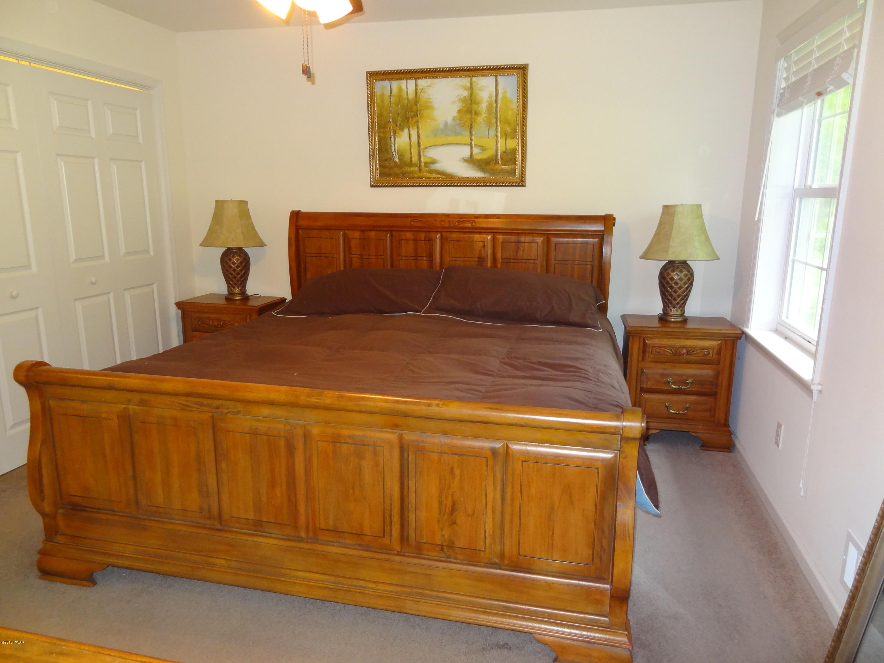 237 West Lakeview Road Lackawaxen, PA 18435 - Photo 12 of 29 12-M Bd