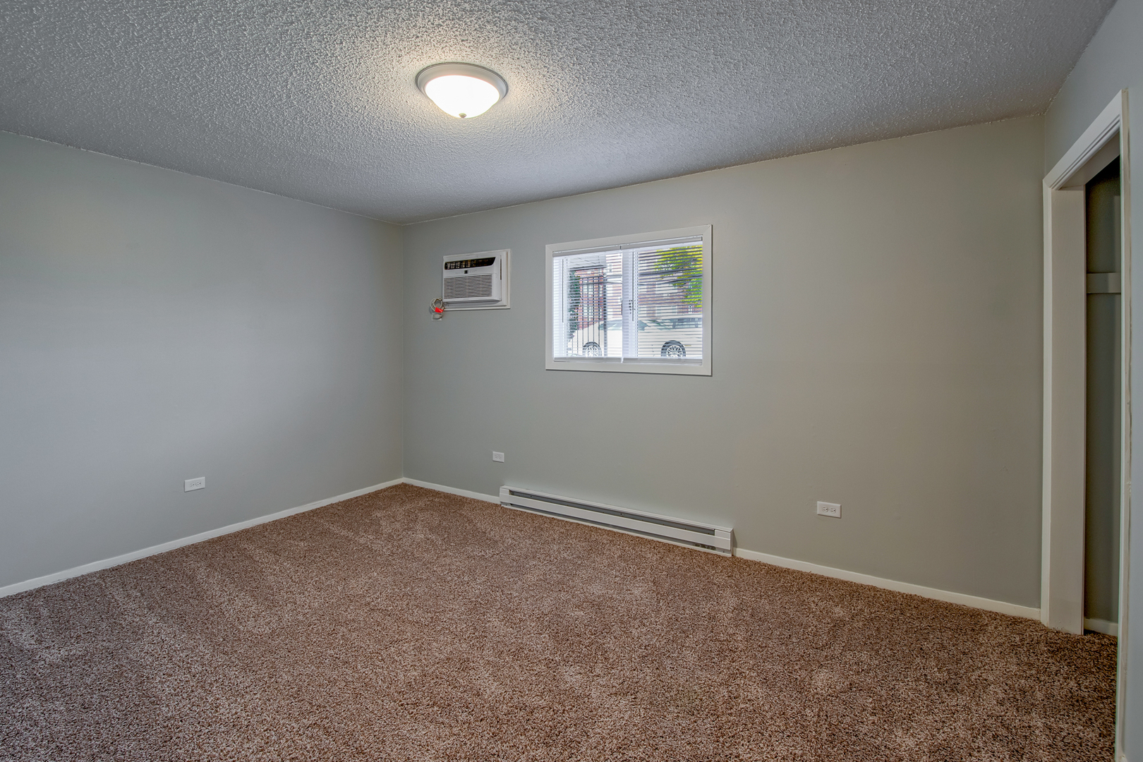 220 Madison Street, Unit 1C Joliet, IL 60435 - Photo 10 of 13