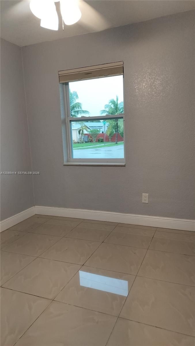 11260 Southwest 57th Terrace Miami, FL 33173 - Photo 25 of 35 Gallery Image 25