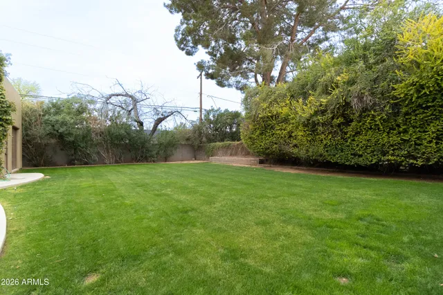 $7,995 | 4451 East Earll Drive, Phoenix, AZ 85018