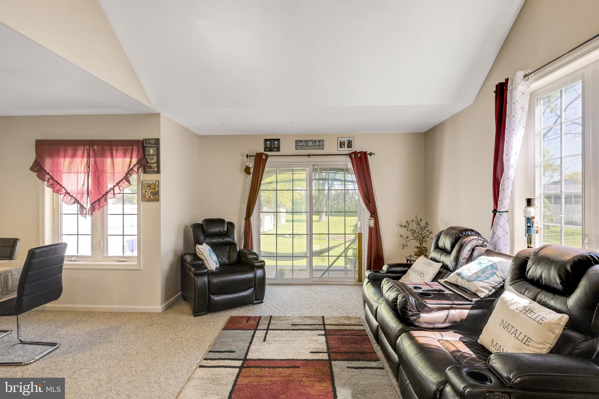 652 Elroy Road Souderton, PA 18964 - Photo 7 of 26 Unit 1