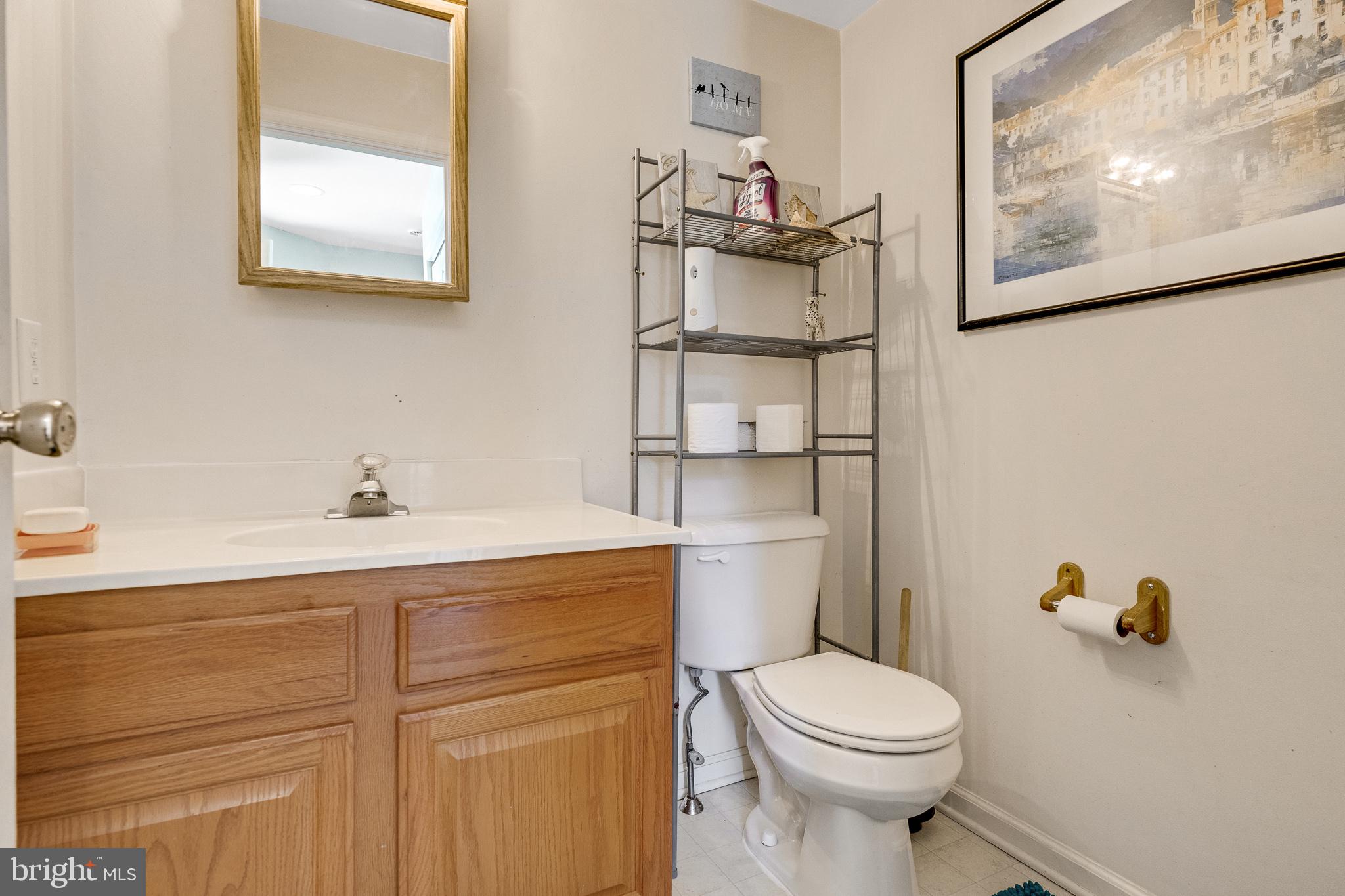 652 Elroy Road Souderton, PA 18964 - Photo 8 of 26 Gallery Image 8