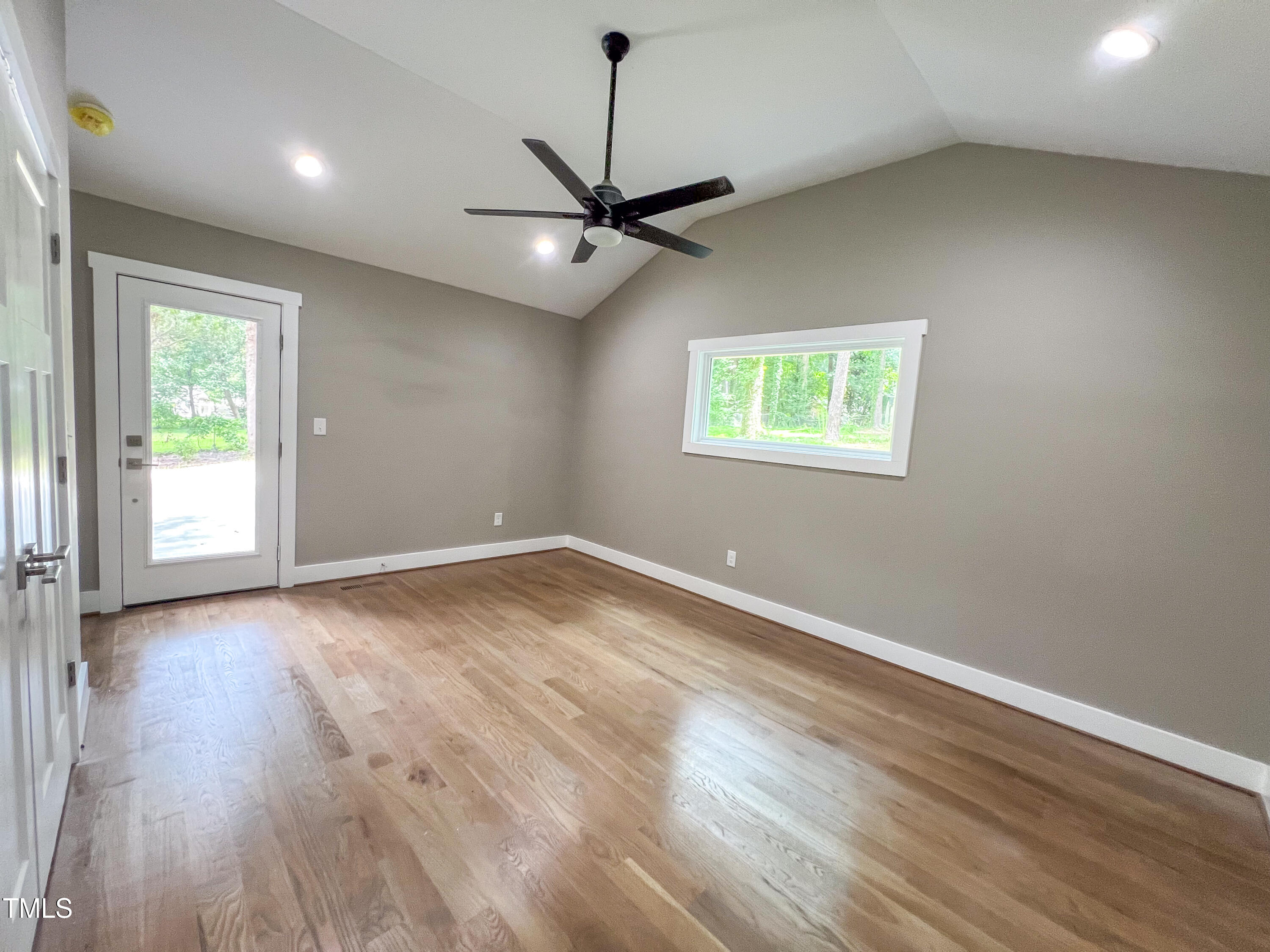 1810 Dorton Road Raleigh, NC 27607 - Photo 11 of 20 1810 Dorton Rd-48