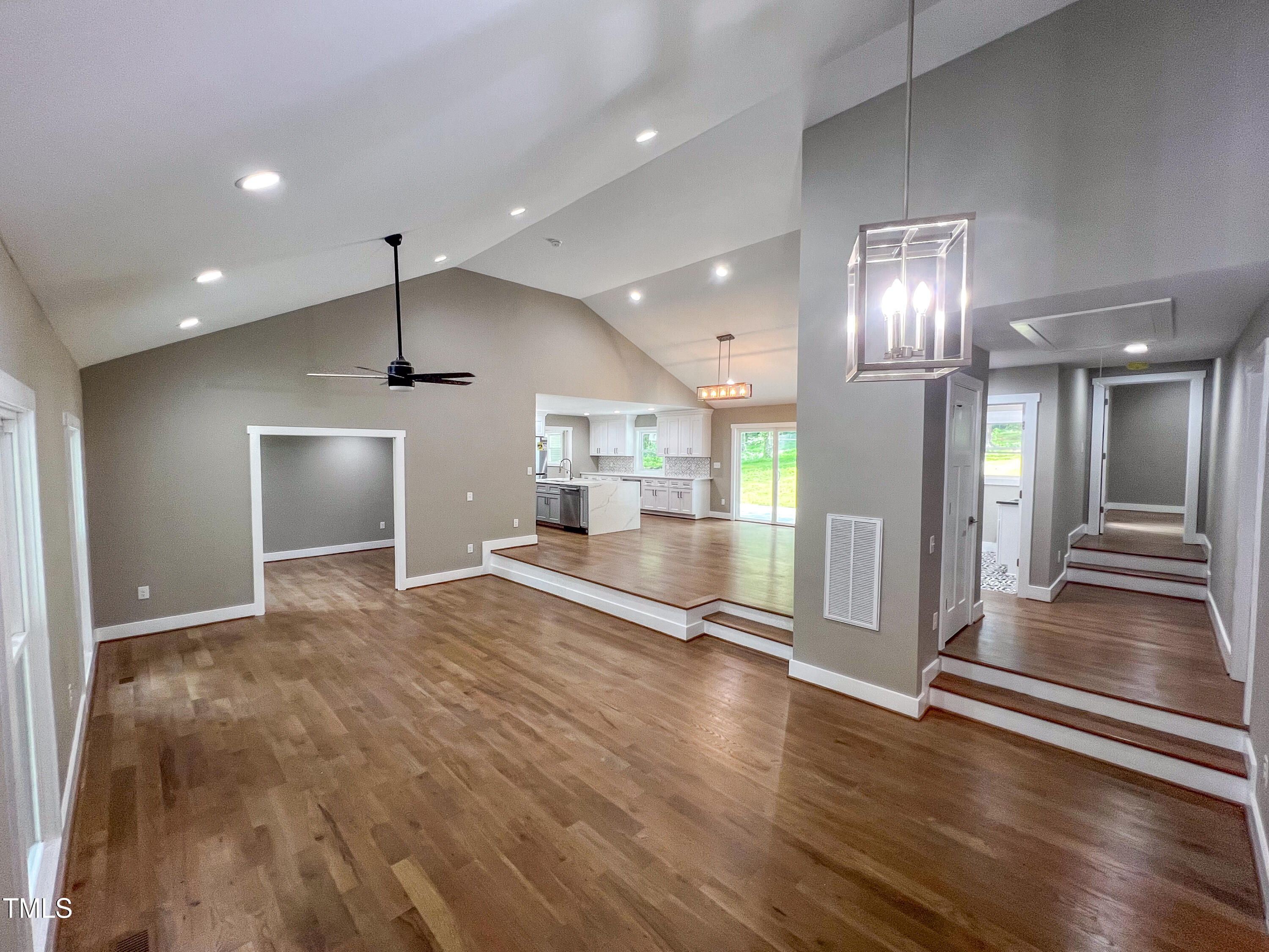 1810 Dorton Road Raleigh, NC 27607 - Photo 3 of 20 1810 Dorton Rd-64