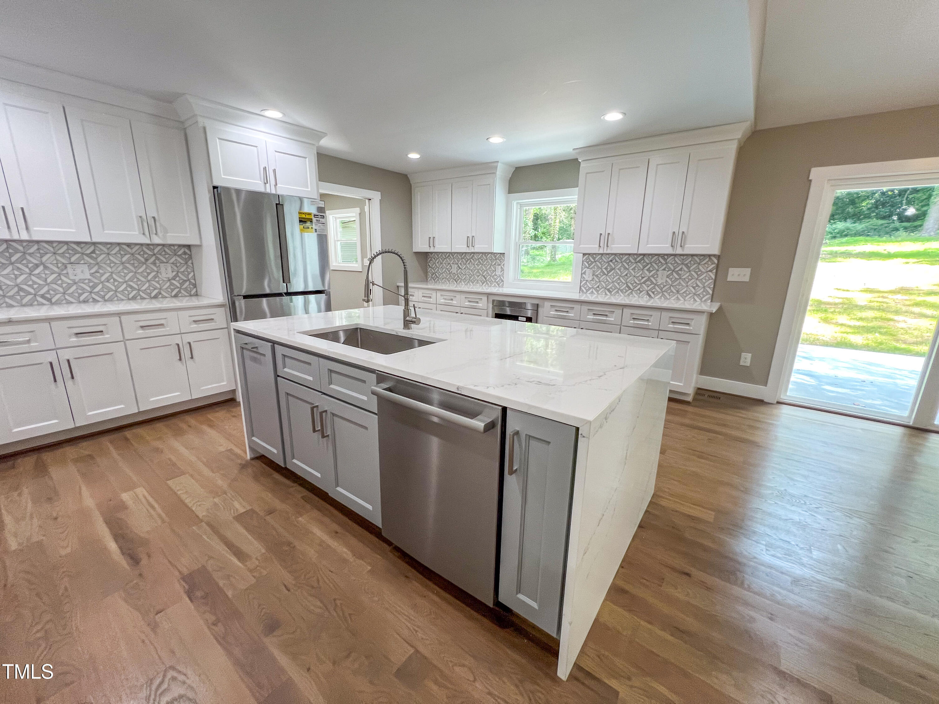 1810 Dorton Road Raleigh, NC 27607 - Photo 5 of 20 1810 Dorton Rd-32