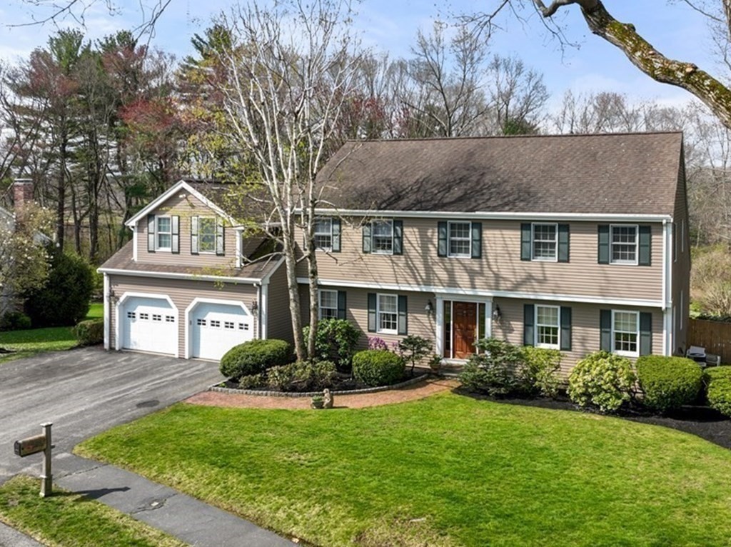180 Standish Road Needham, MA 02492 - Photo 4 of 32