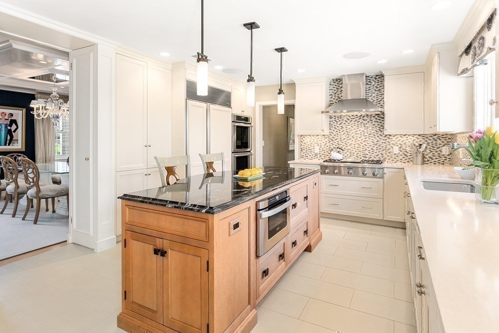 180 Standish Road Needham, MA 02492 - Photo 10 of 32