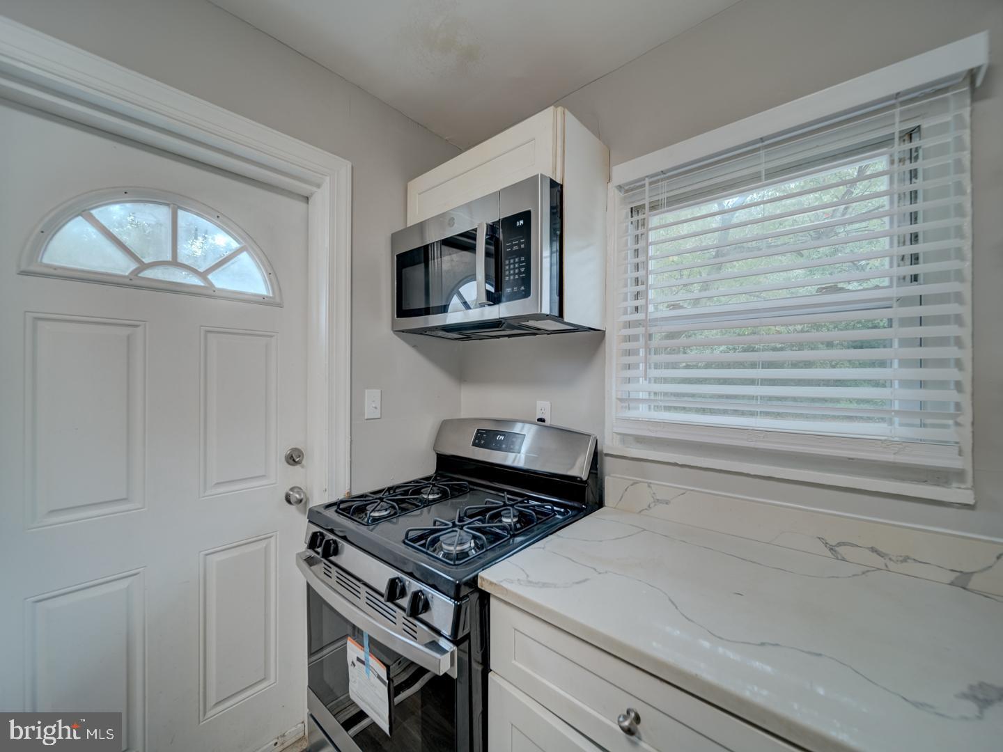 8001 Barlowe Road Landover, MD 20785 - Photo 14 of 33