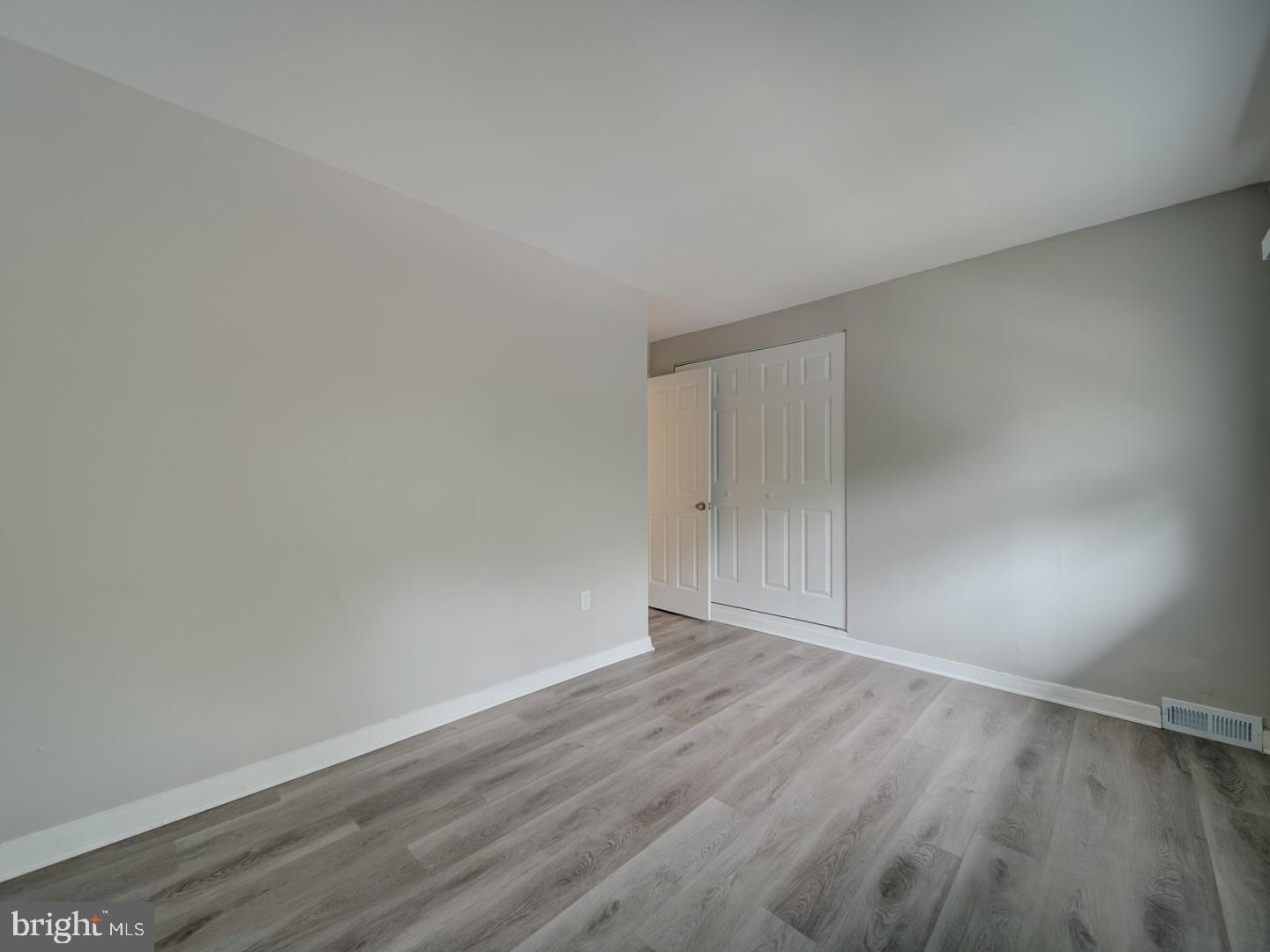 8001 Barlowe Road Landover, MD 20785 - Photo 27 of 33