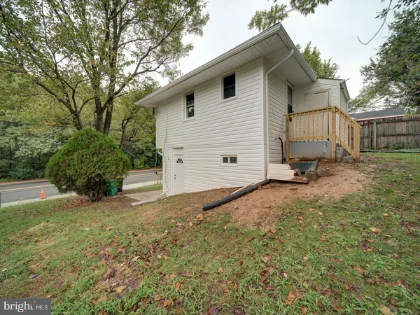 $229,900 | 8001 Barlowe Road, Landover, MD 20785