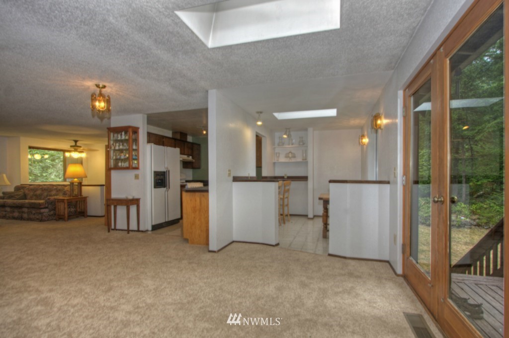 46015 Southeast Mt Si Road North Bend, WA 98045 - Photo 9 of 17 Gallery Image 9
