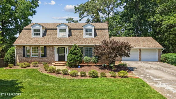 $850,000 | 2345 Chesterfield Drive, Maryville, TN 37803