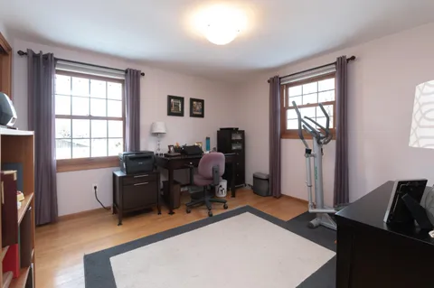 $424,900 | 1107 Dogwood Lane, Waukesha, WI 53189