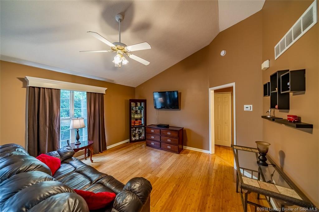 914 Nettle Ridge Road Jeffersonville, IN 47130 - Photo 5 of 37 Gallery Image 5