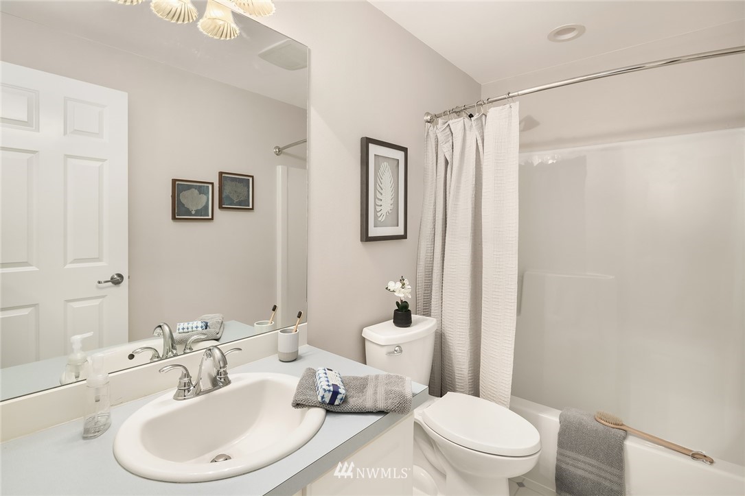 4801 Northeast 18th Place, Unit A Renton, WA 98059 - Photo 17 of 21