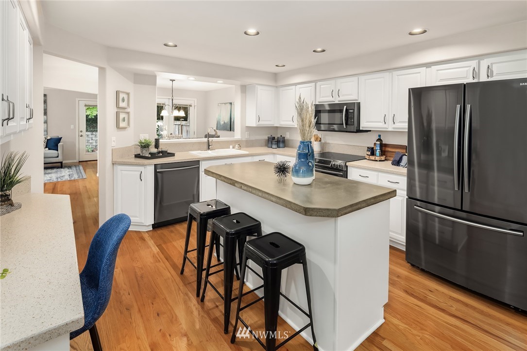 4801 Northeast 18th Place, Unit A Renton, WA 98059 - Photo 10 of 21