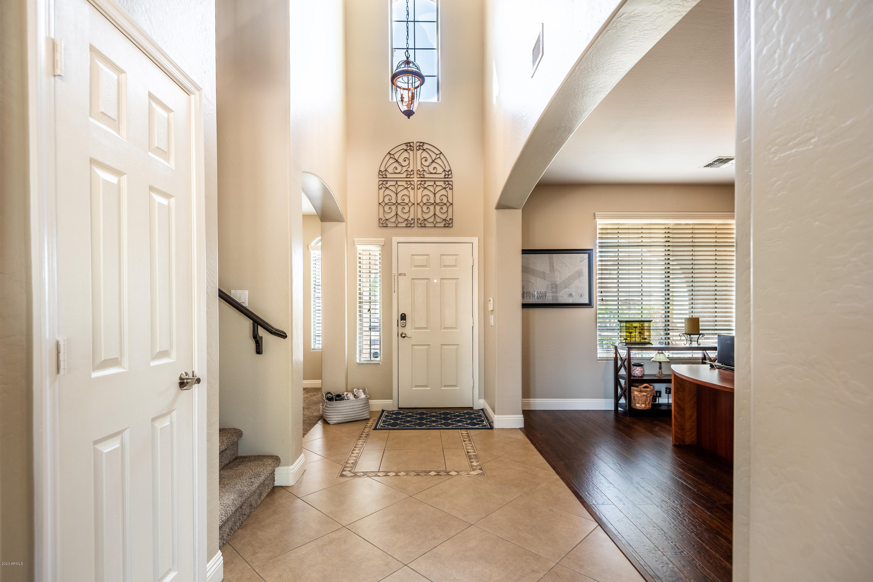 13628 West Calavar Road Surprise, AZ 85379 - Photo 4 of 48 a view of a living room