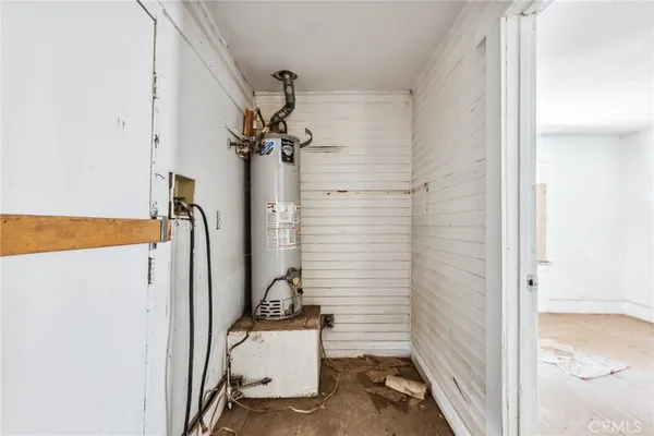 a view of a storage & utility room