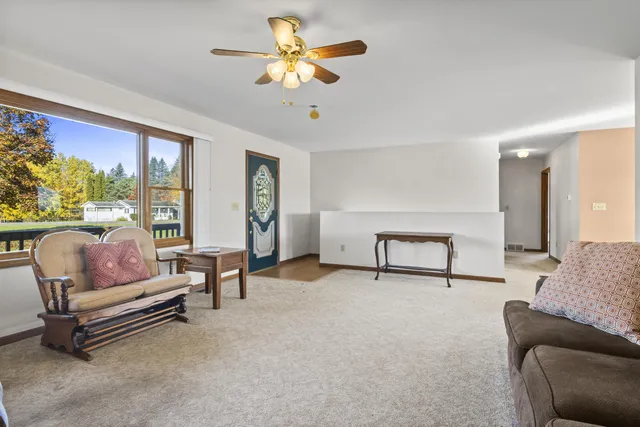 $376,000 | 20756 200th Avenue, Tustin, MI 49688