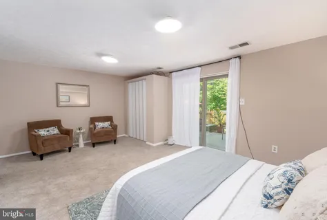 $399,900 | 26 Golden Hill Court, Catonsville, MD 21228