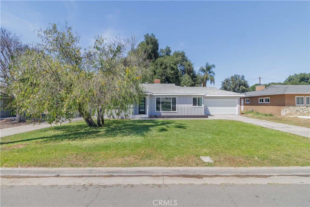 2461 Rancho Drive Riverside, CA 92507 - Photo 3 of 35