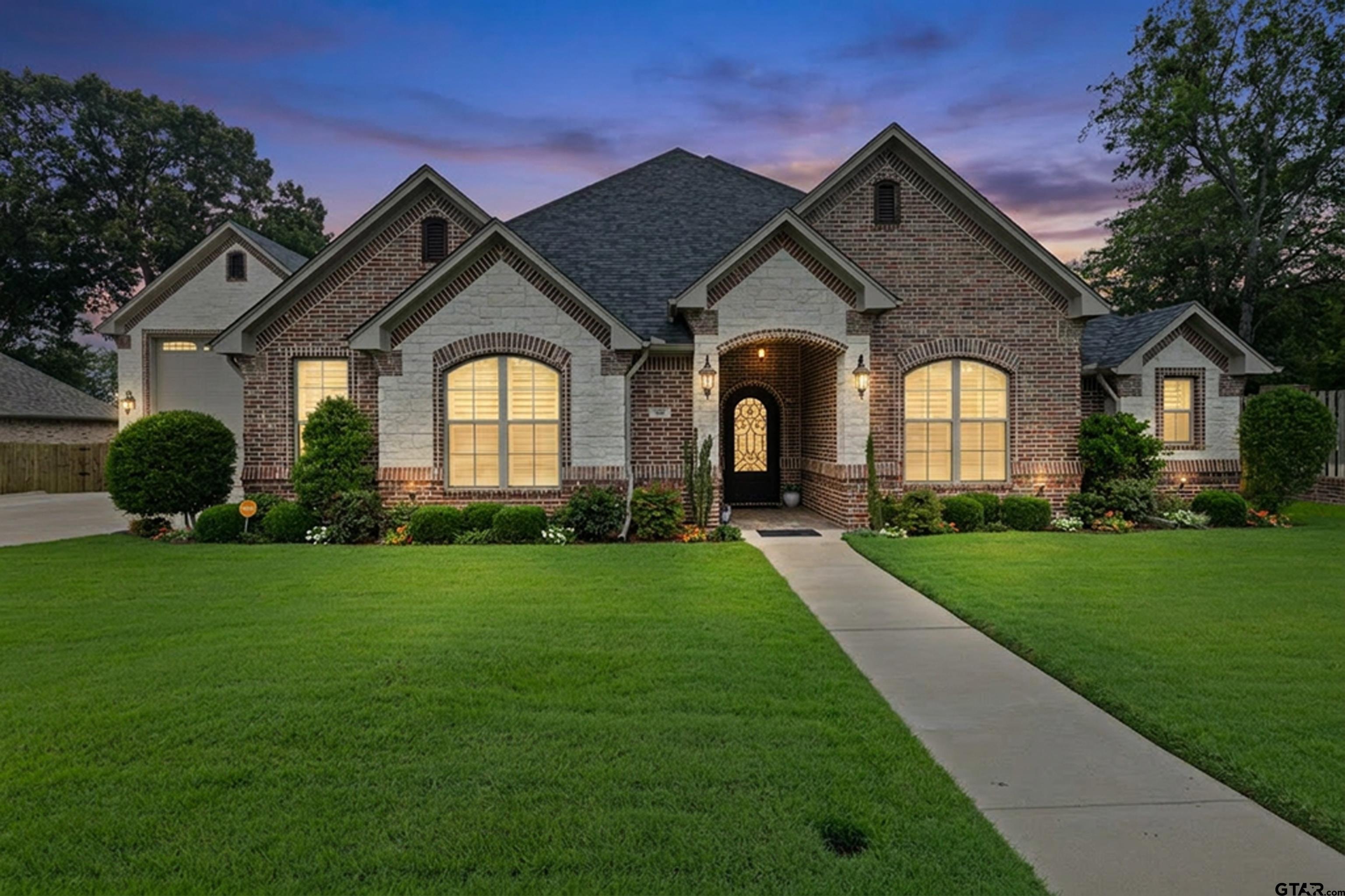 102 Nathan Road Chandler, TX 75758 - Photo 2 of 39