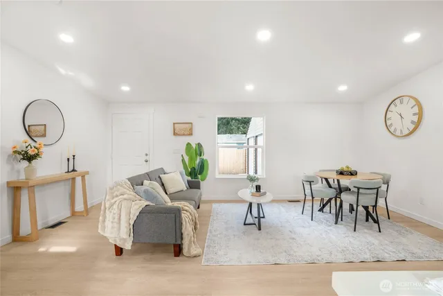 $410,000 | 15919 81st Avenue East, Puyallup, WA 98375