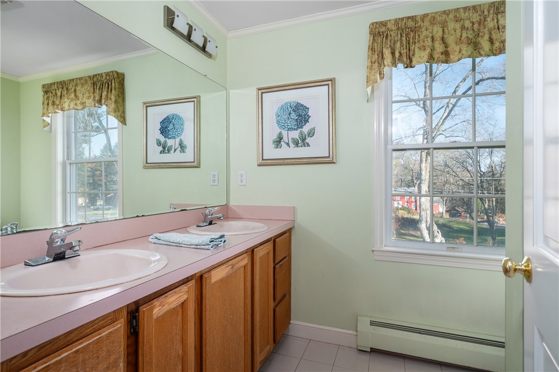 94 Abbott Run Valley Road Cumberland, RI 02864 - Photo 31 of 42