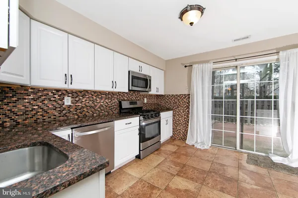 $365,000 | 306 Fountain Hall Court, Mount Laurel, NJ 08054