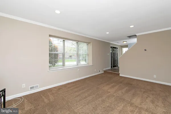 $365,000 | 306 Fountain Hall Court, Mount Laurel, NJ 08054