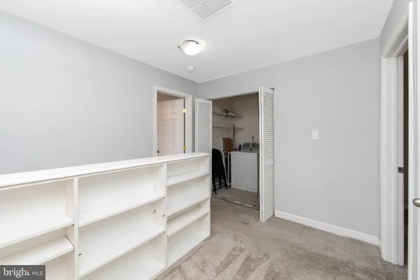 $365,000 | 306 Fountain Hall Court, Mount Laurel, NJ 08054