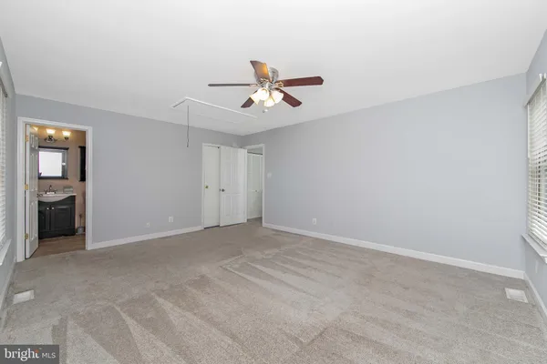 $365,000 | 306 Fountain Hall Court, Mount Laurel, NJ 08054