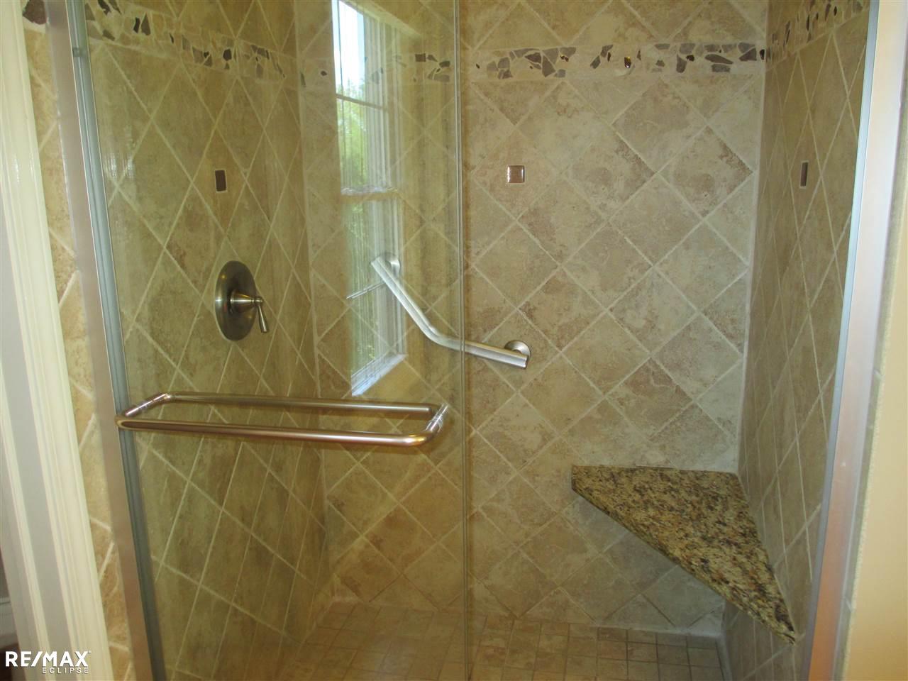 1715 Grandview Drive Rochester, MI 48306 - Photo 20 of 32 31319659-21.JPG