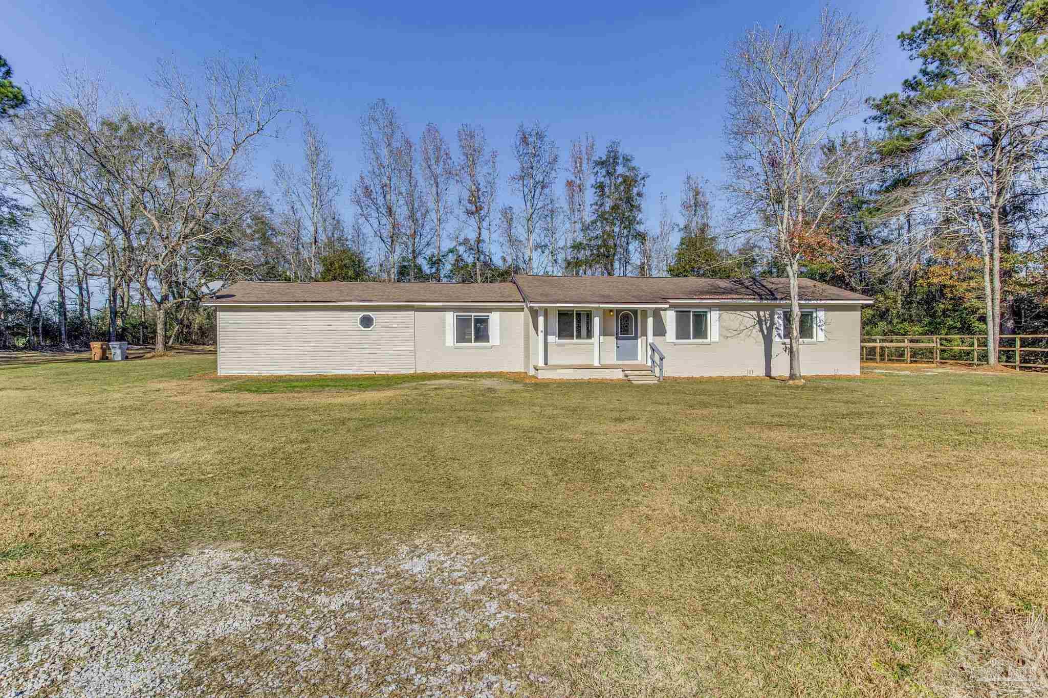6750 Camp Henderson Road Jay, FL 32565 - Photo 1 of 72
