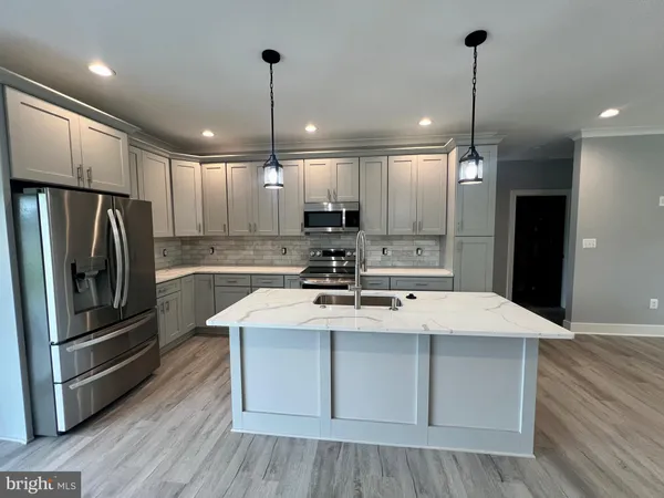 $359,900 | 662 Glebe Harbor Drive, Montross, VA 22520