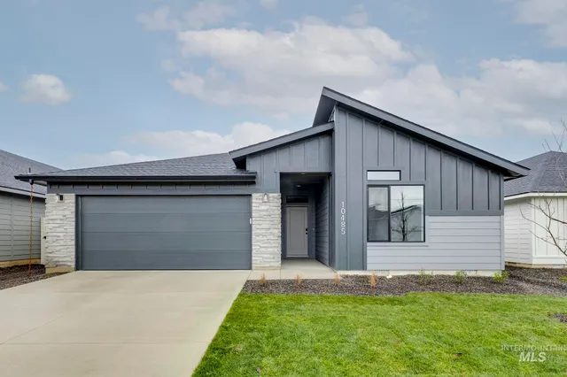 $469,990 | 10485 West Tinder Street, Star, ID 83669