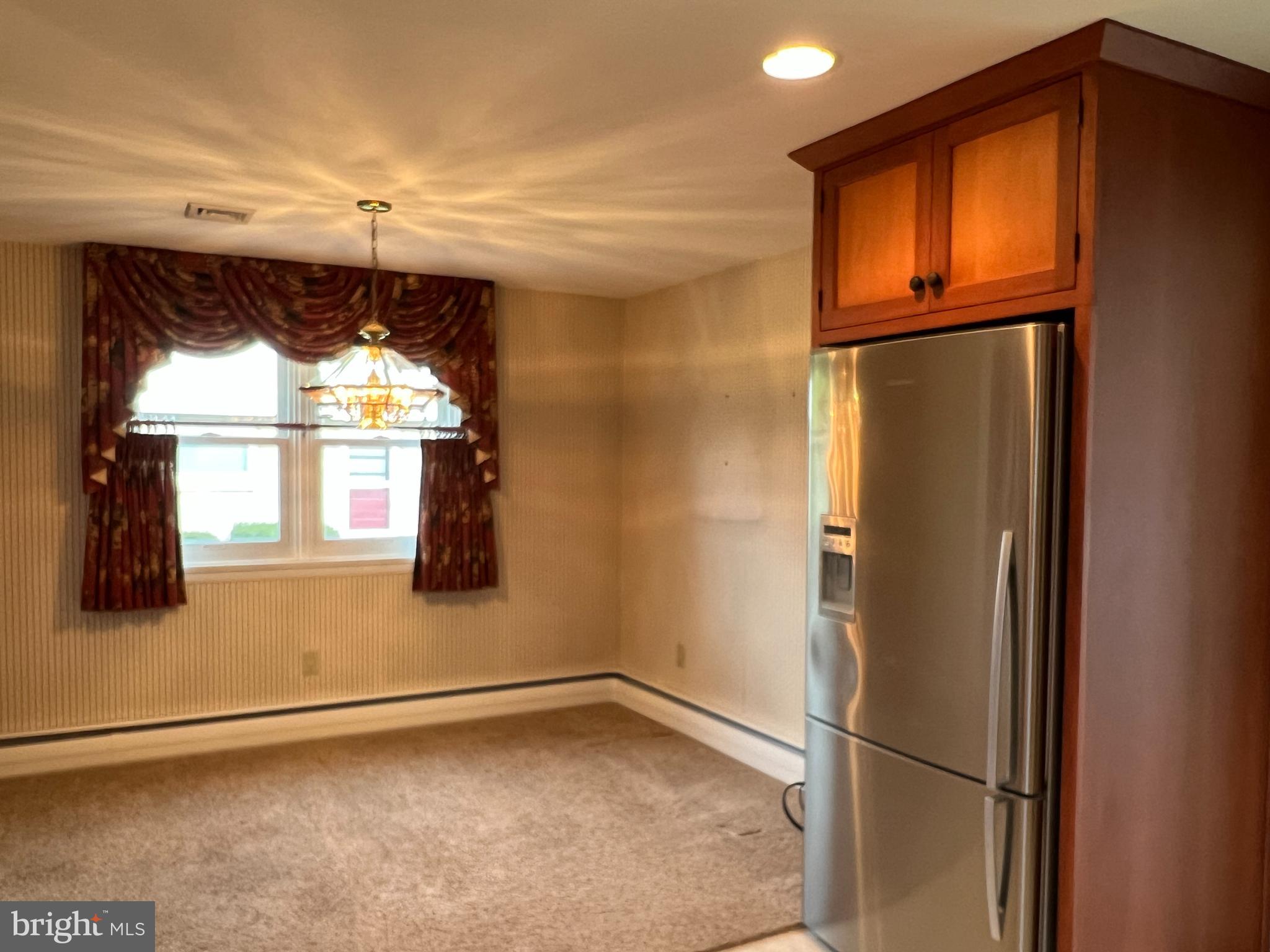 7 Clearview Drive Lebanon, PA 17042 - Photo 7 of 34 Dining area